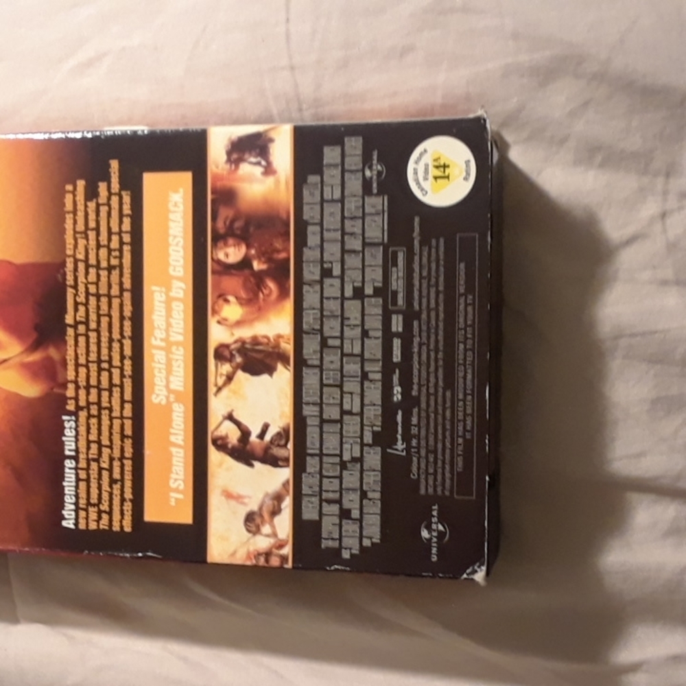 6/$15 The scorpion king Universal VHS video tape - Picture 6 of 7